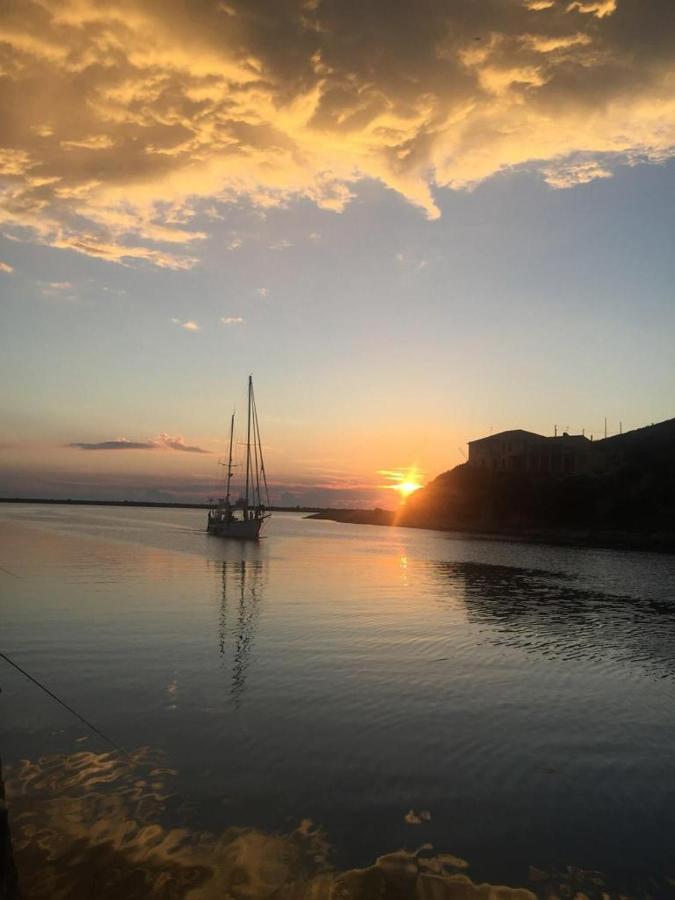 B&B Del Porto Bosa Marina Εξωτερικό φωτογραφία