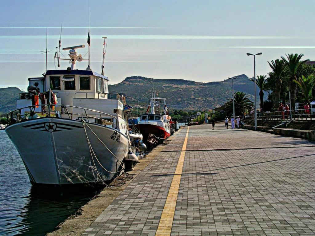 B&B Del Porto Bosa Marina Εξωτερικό φωτογραφία