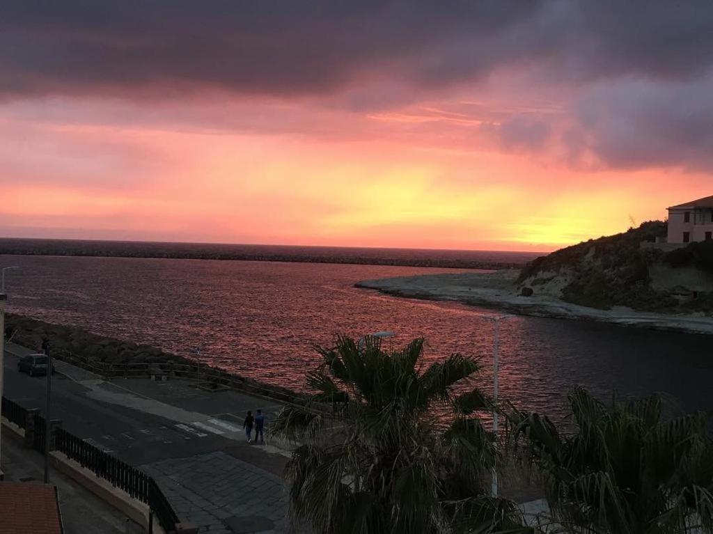 B&B Del Porto Bosa Marina Εξωτερικό φωτογραφία