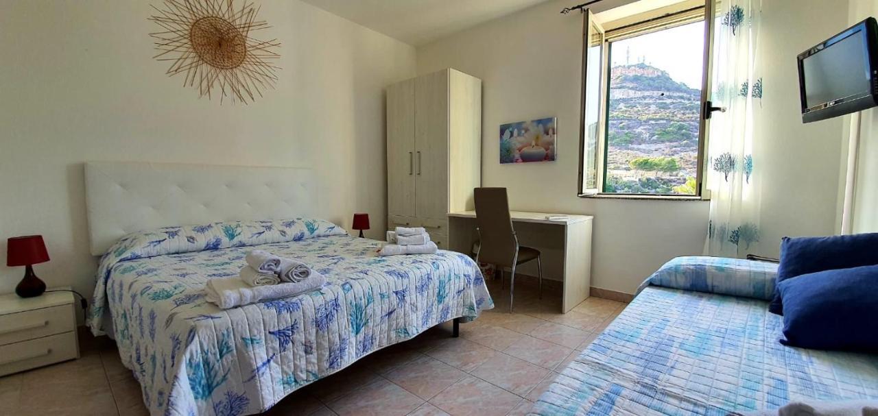 B&B Del Porto Bosa Marina Εξωτερικό φωτογραφία