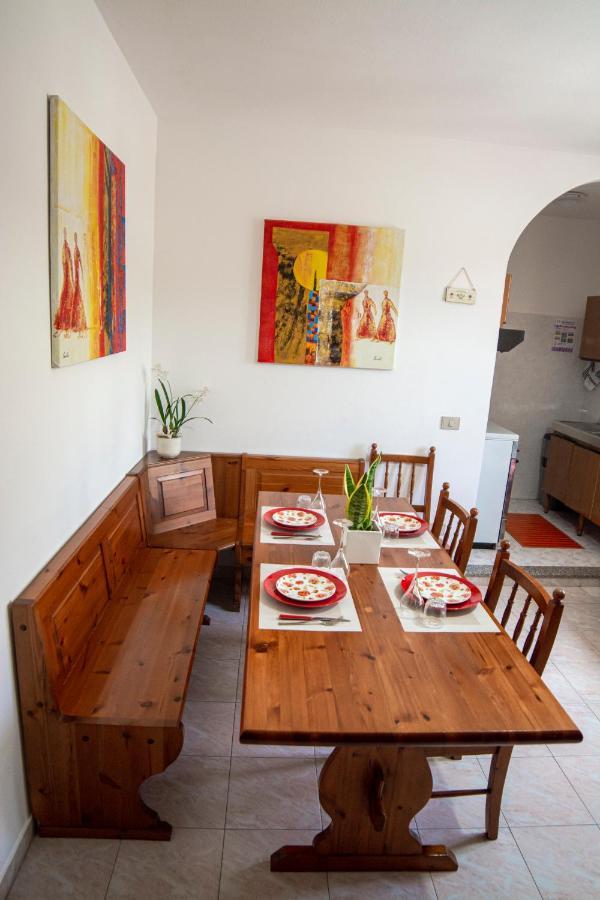 B&B Del Porto Bosa Marina Εξωτερικό φωτογραφία